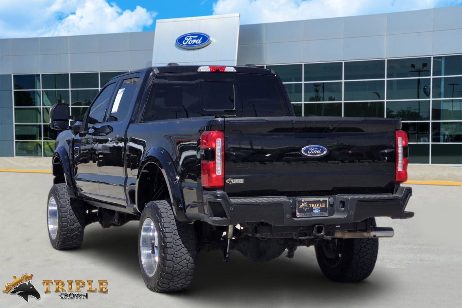 2023 Ford F-250SD Lariat