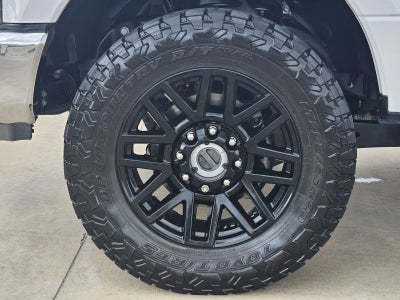 2022 Ford F-350SD Lariat