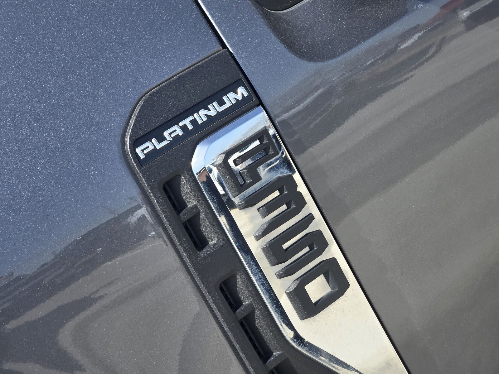 2024 Ford F-350SD Platinum DRW