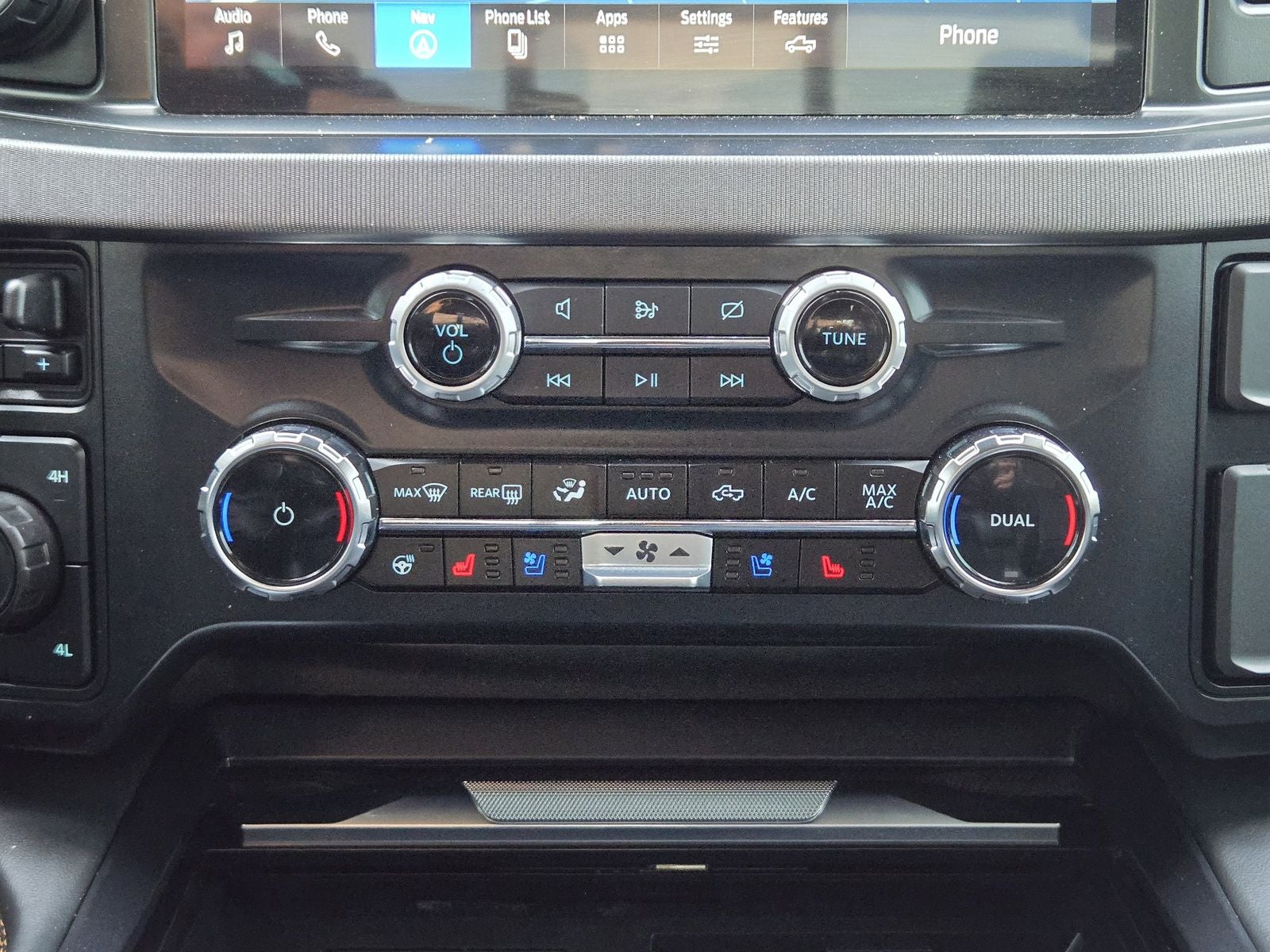 2024 Ford F-350SD Platinum DRW