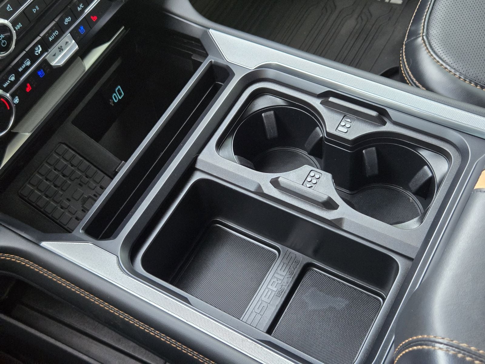 2024 Ford F-350SD Platinum DRW