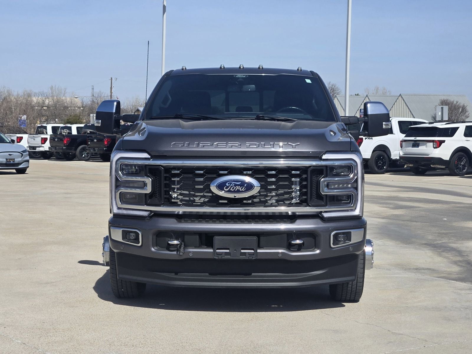 2024 Ford F-350SD Platinum DRW