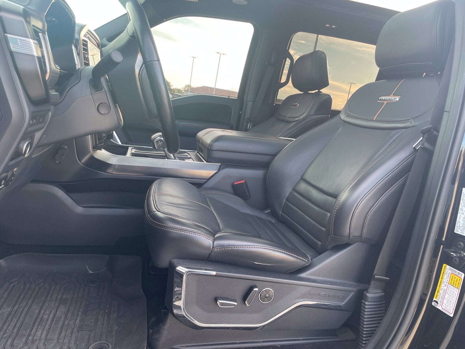 2022 Ford F-150 Platinum