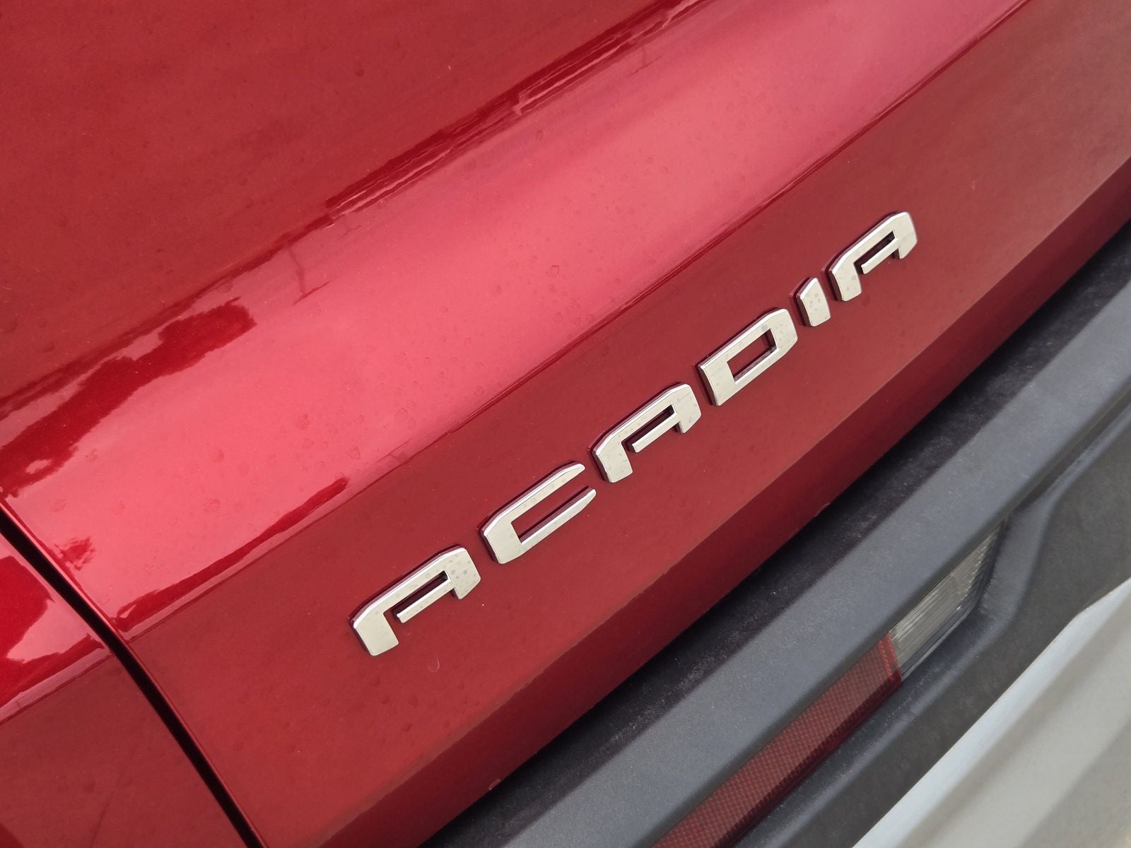 2024 GMC Acadia Elevation