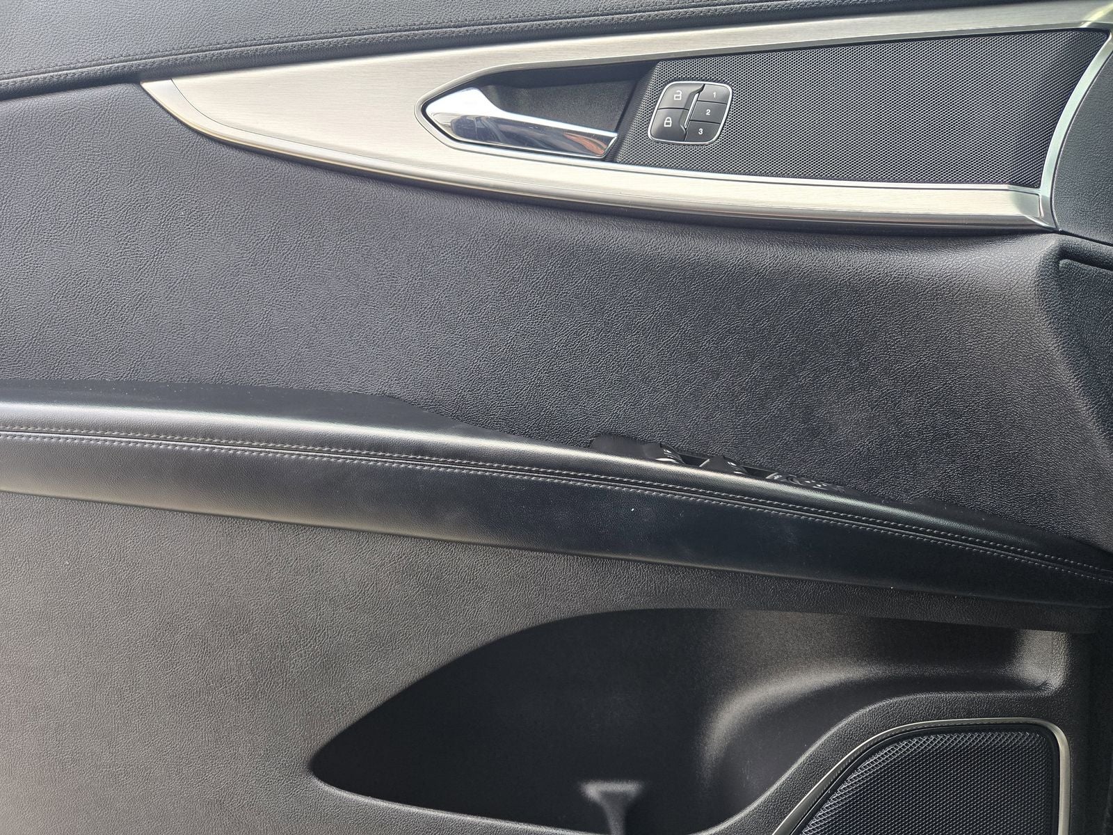 2020 Lincoln Nautilus Standard