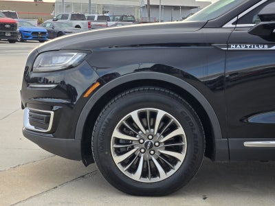 2020 Lincoln Nautilus Standard