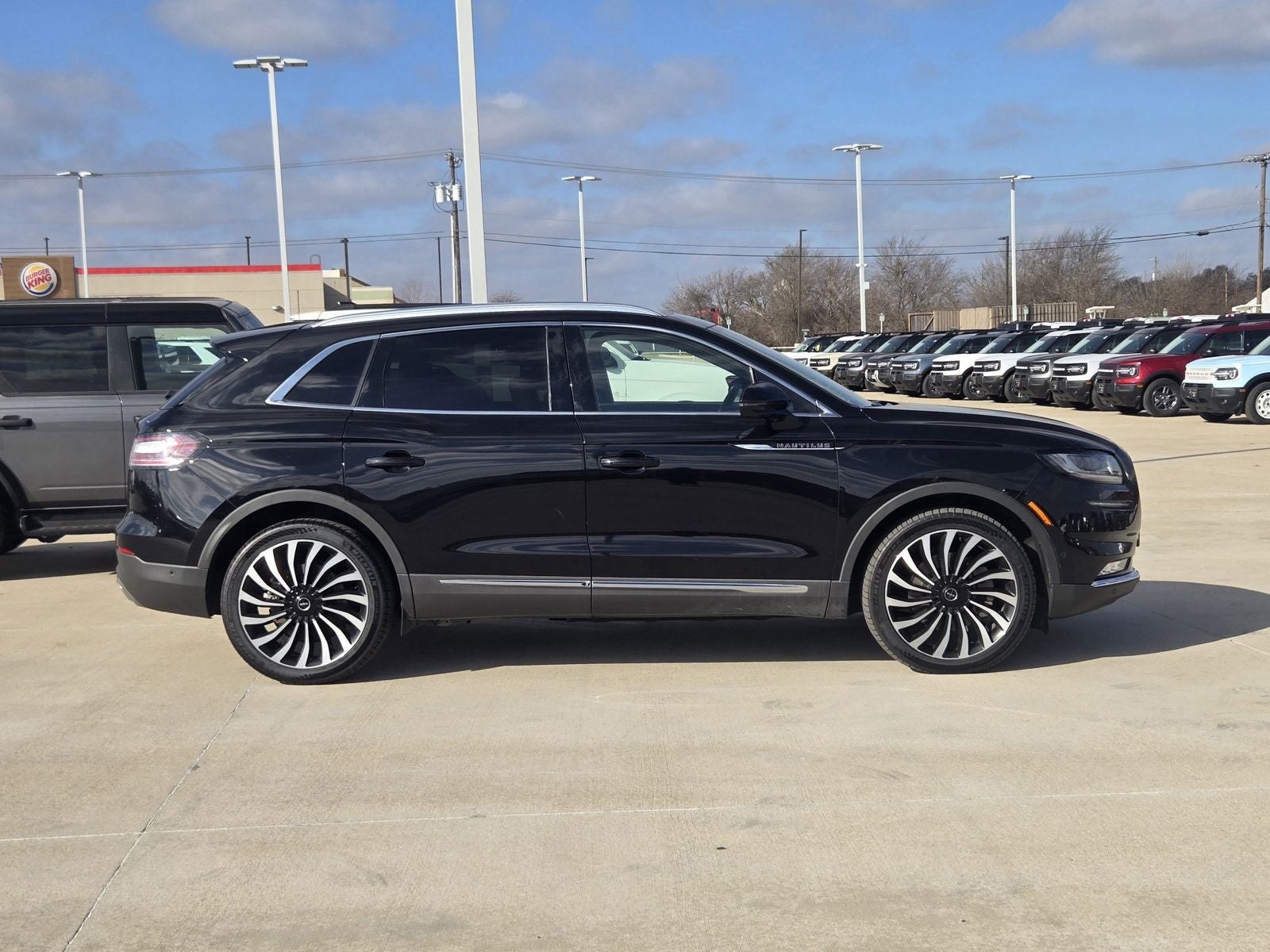 2022 Lincoln Nautilus Black Label