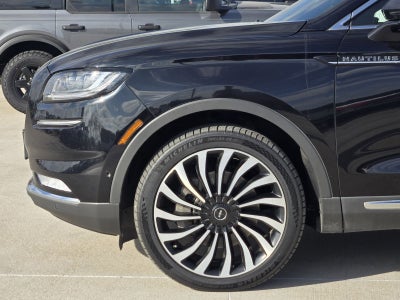 2022 Lincoln Nautilus Black Label