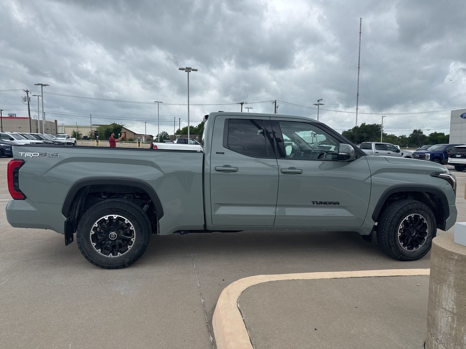 2022 Toyota Tundra SR5