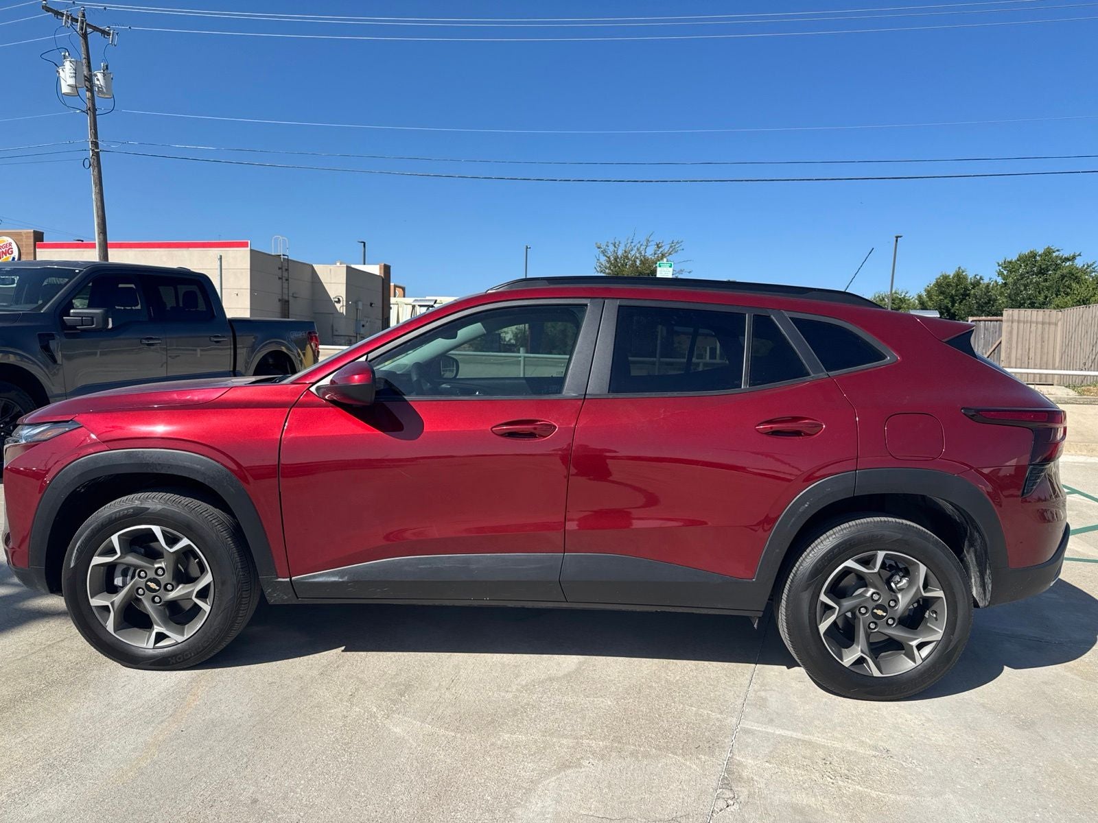 2025 Chevrolet Trax LT