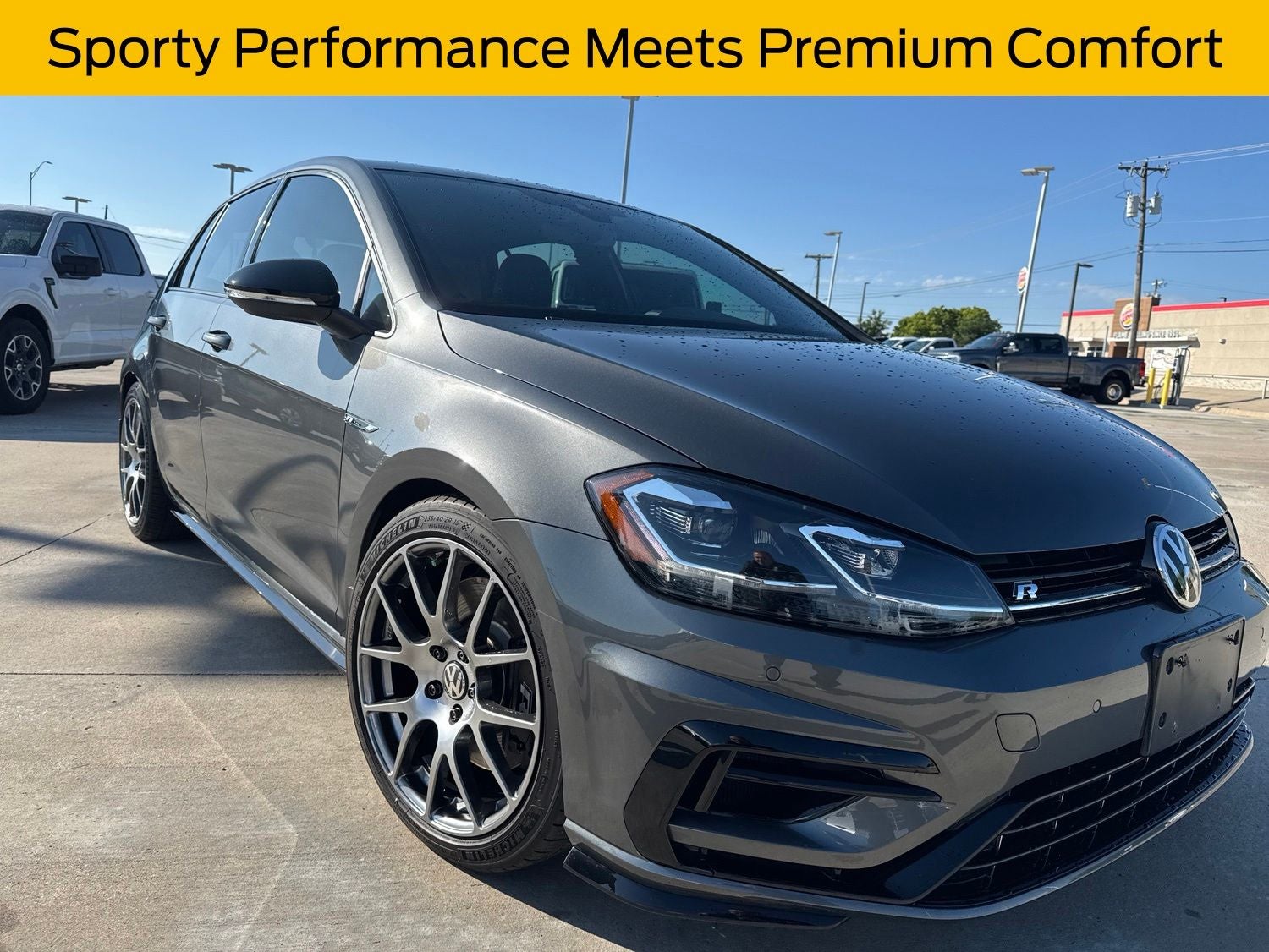 2019 Volkswagen Golf R DCC & Navigation 4Motion