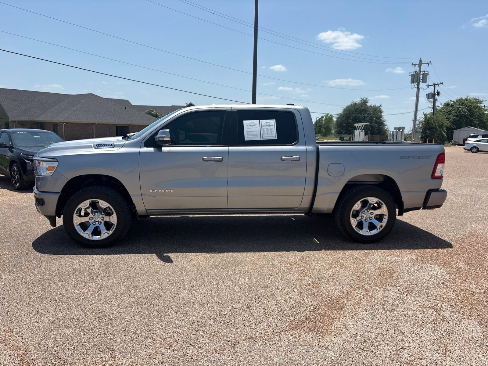 2021 RAM 1500 Lone Star Crew Cab 4x4 5'7" Box