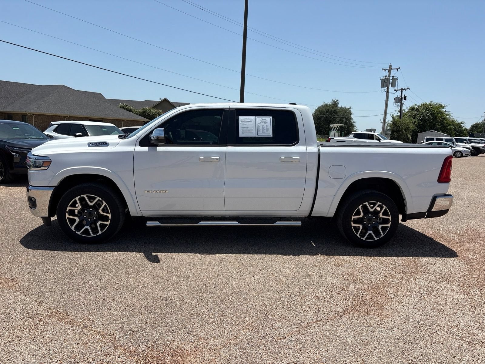 2025 RAM 1500 Laramie Crew Cab 4x4 5'7" Box