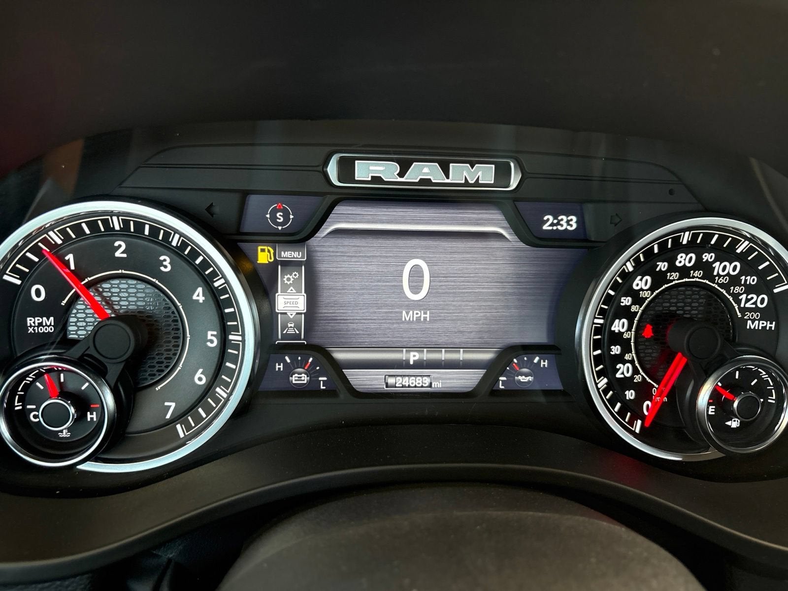 2025 RAM 1500 Laramie Crew Cab 4x4 5'7" Box
