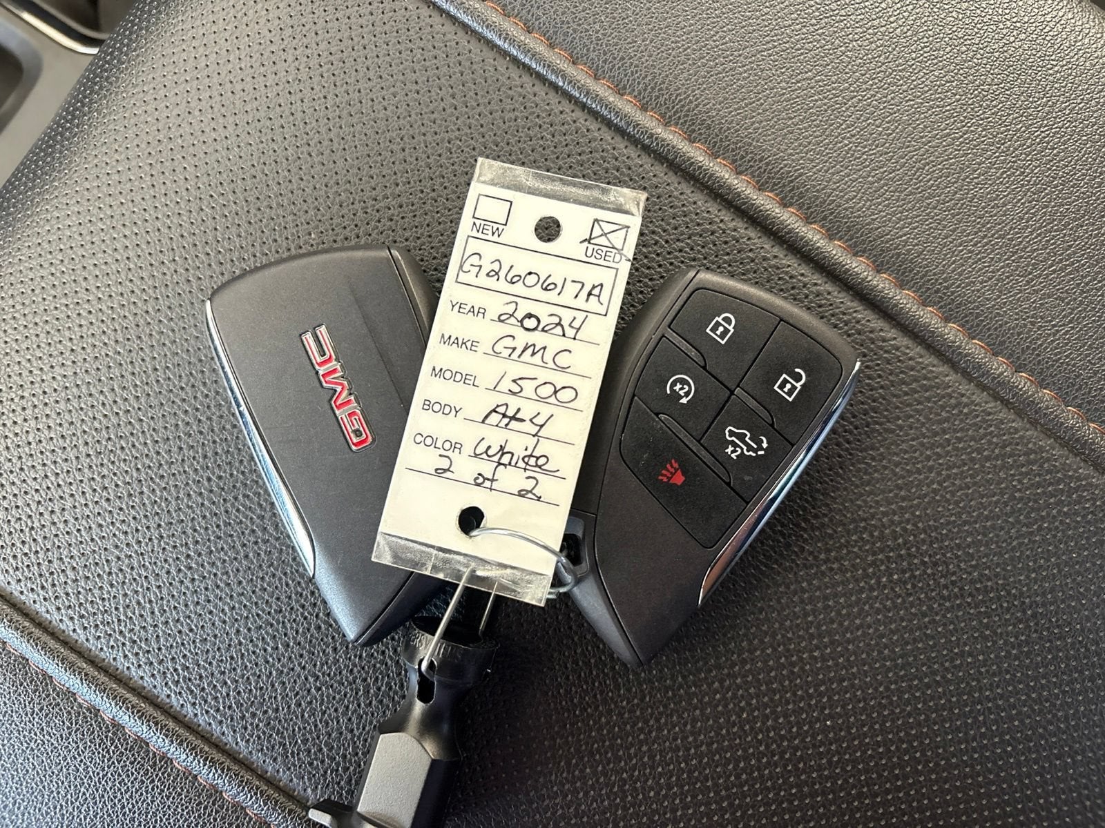2024 GMC Sierra 1500 AT4