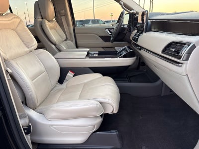 2021 Lincoln Navegador Reserve