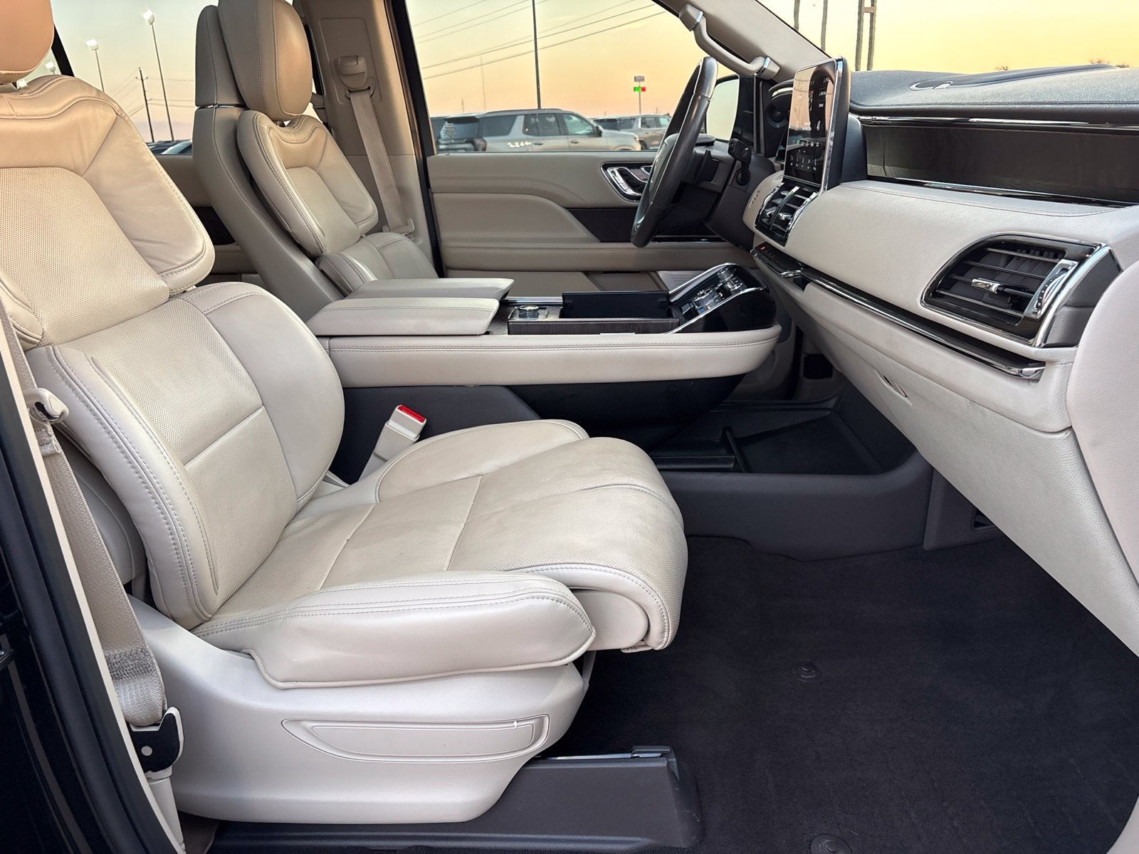 2021 Lincoln Navegador Reserve