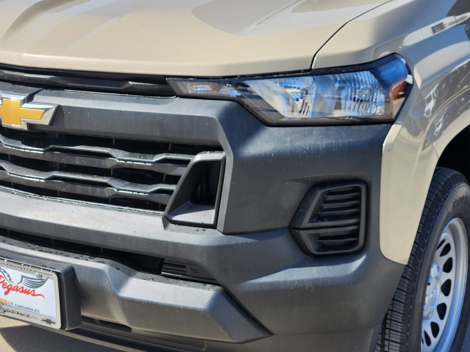 2024 Chevrolet Colorado WT