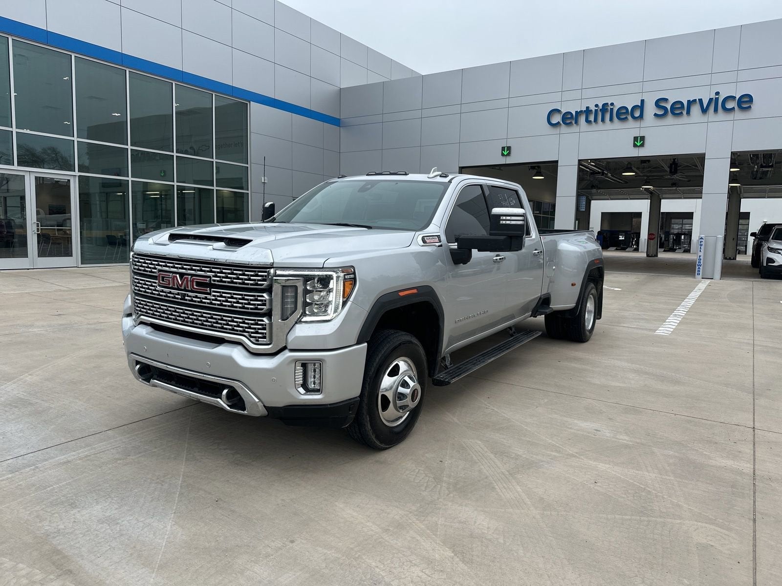 2023 GMC Sierra 3500 HD Denali