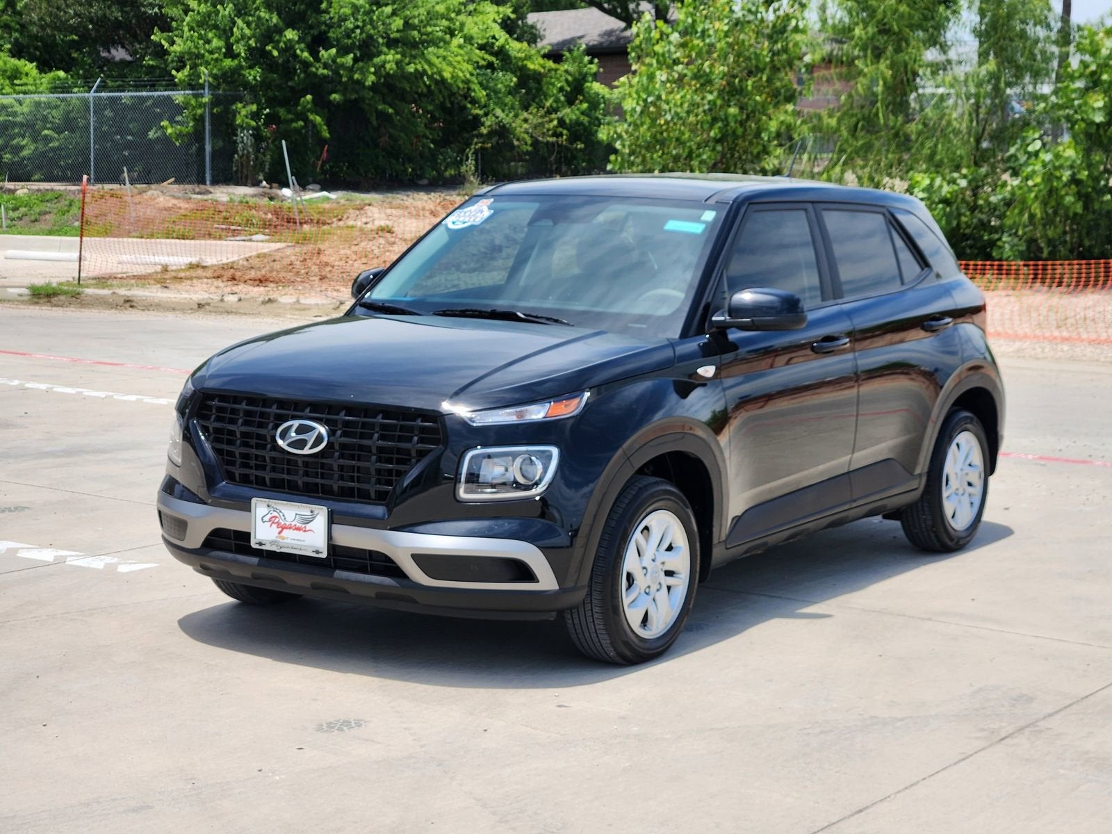2025 Hyundai Venue SE