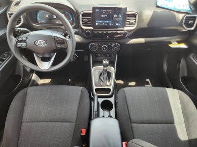 2025 Hyundai Venue SE