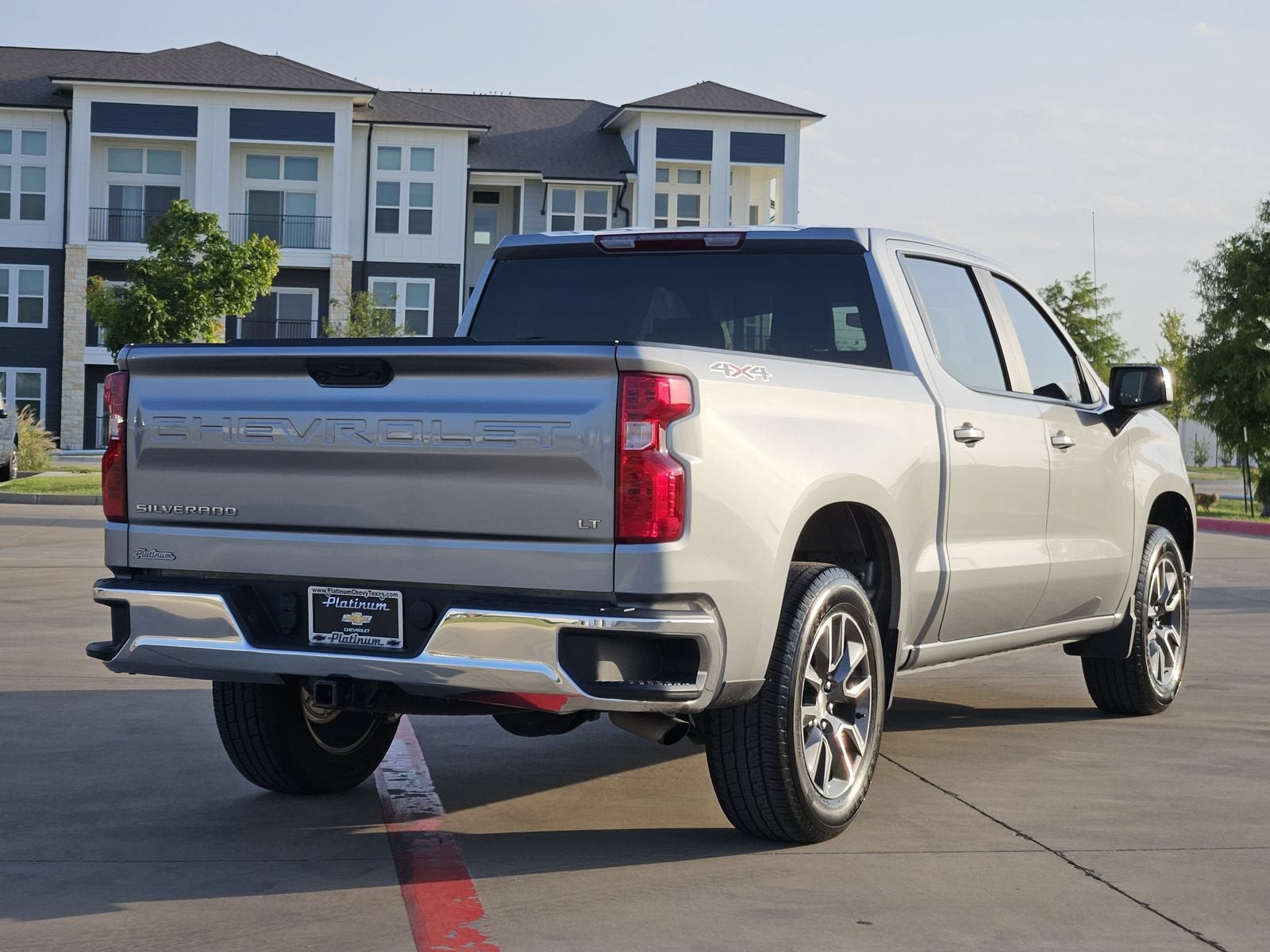 2025 Chevrolet Silverado 1500 LT (2FL)