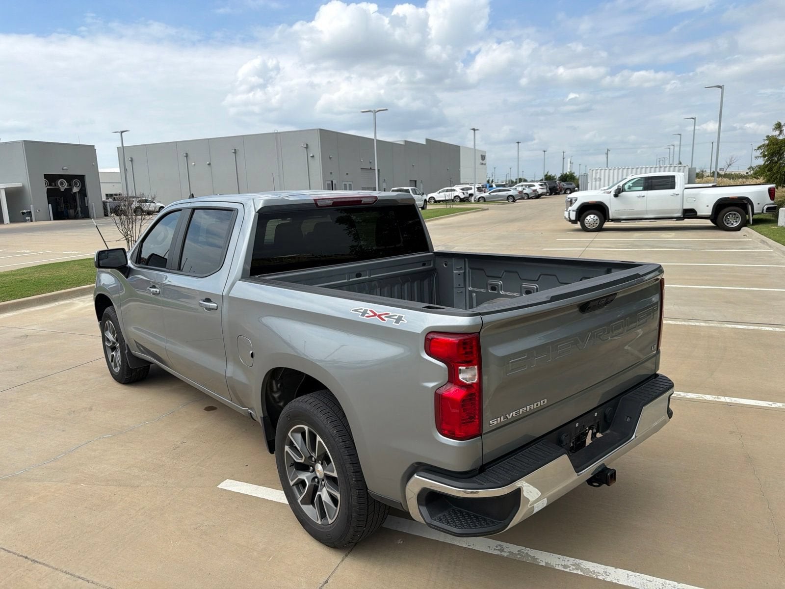 2025 Chevrolet Silverado 1500 LT (2FL)
