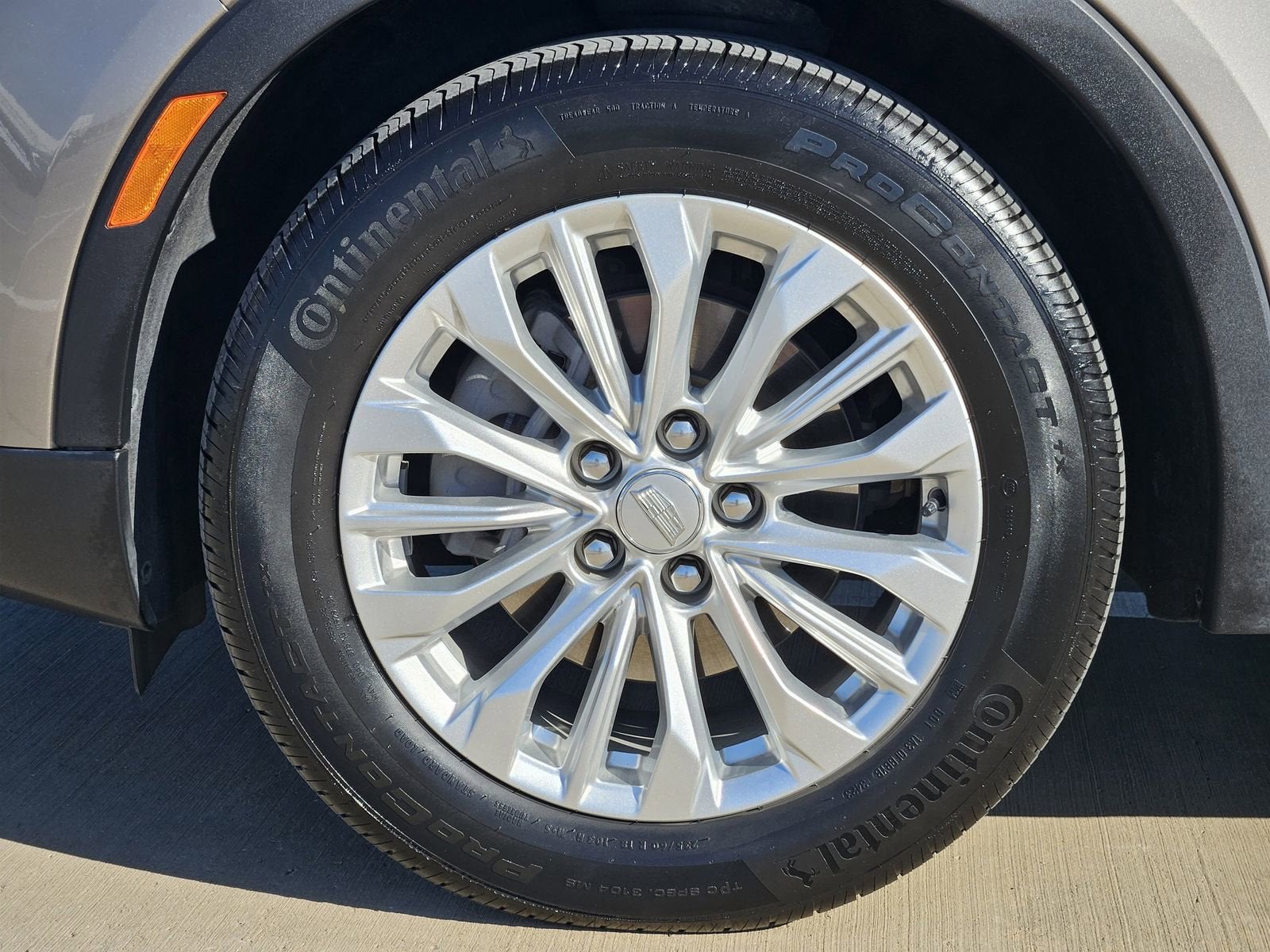 2024 Cadillac XT4 Luxury