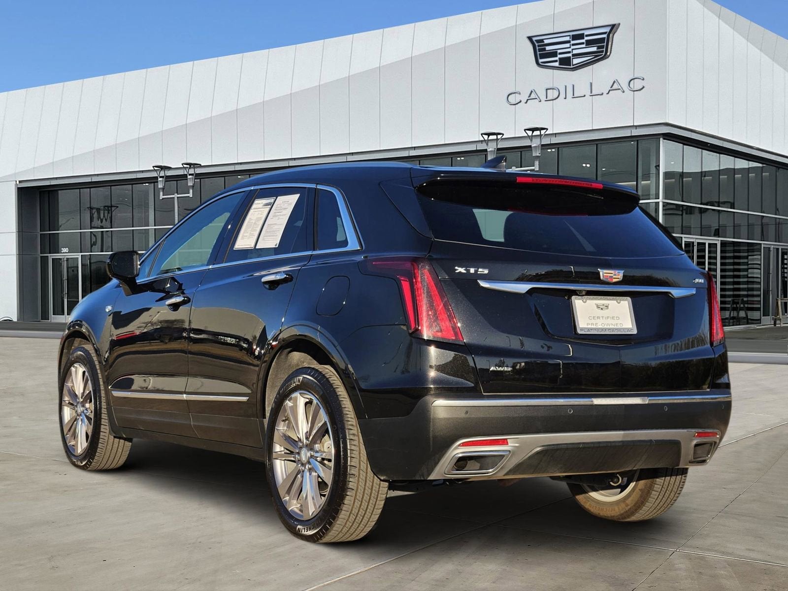 2025 Cadillac XT5 Premium Luxury