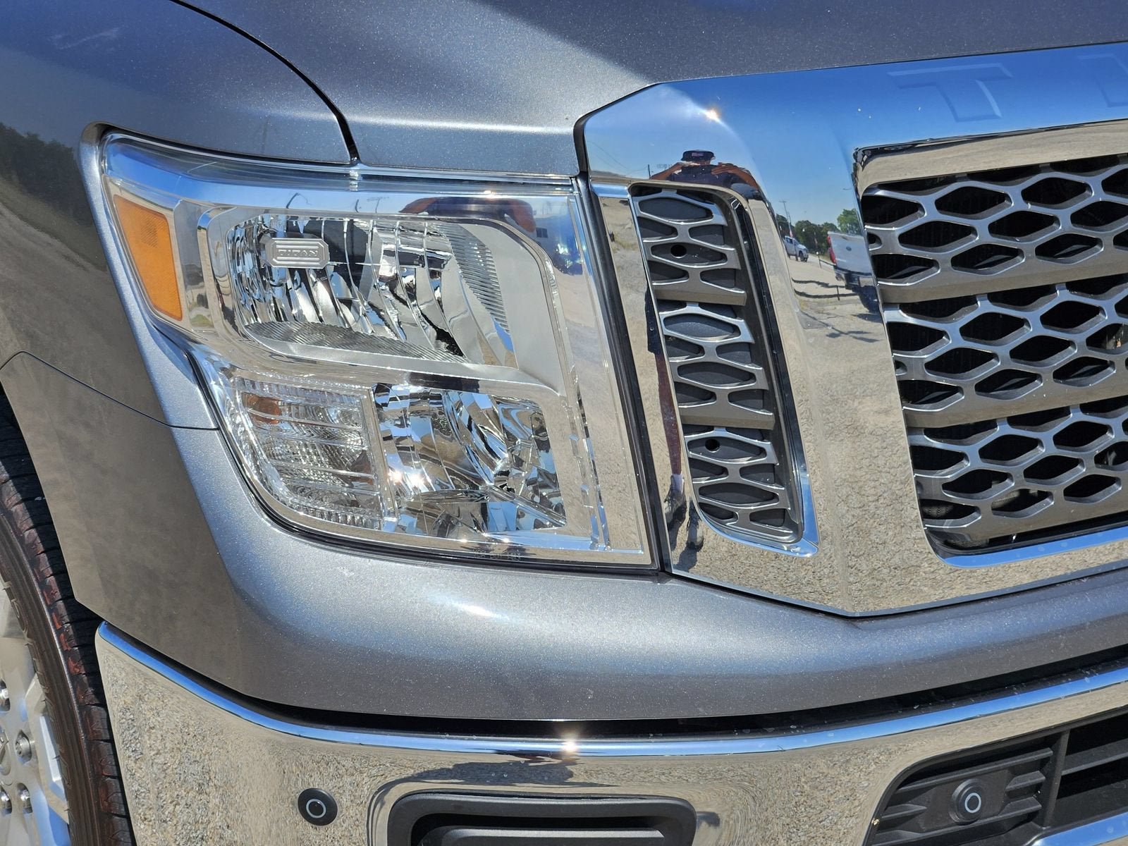 2018 Nissan TITAN XD SV Gas