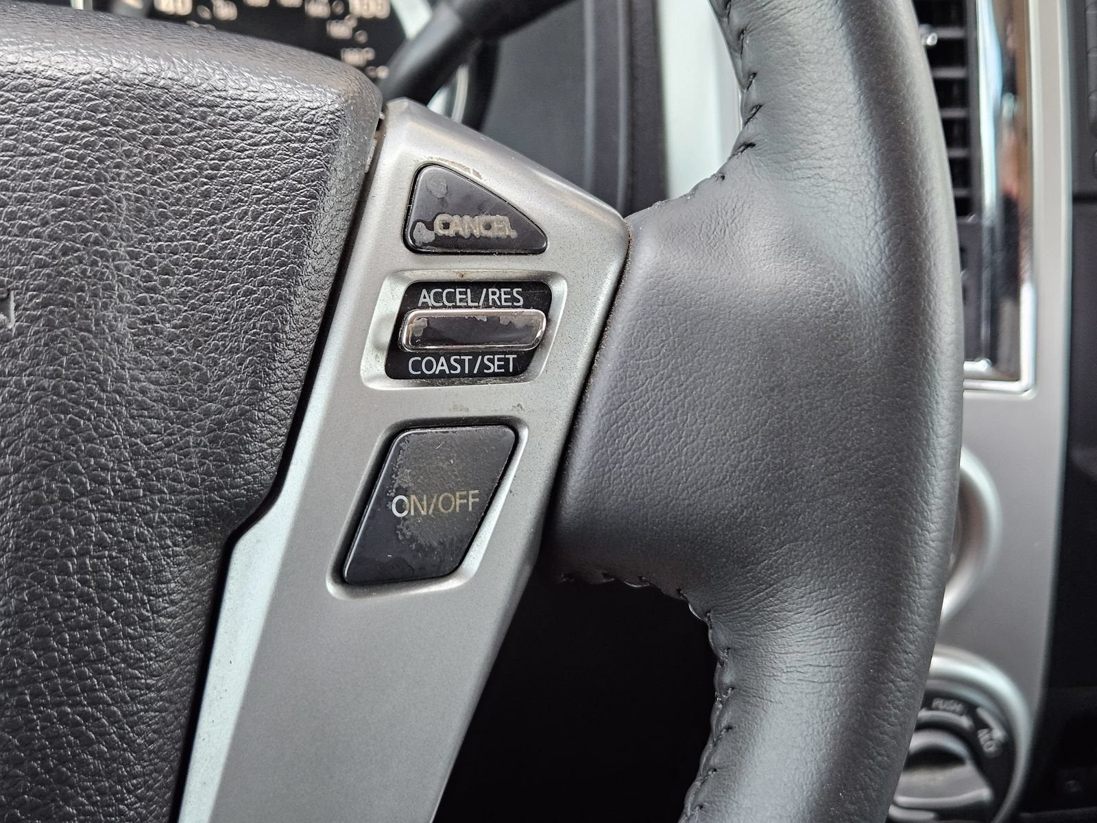 2018 Nissan TITAN XD SV Gas
