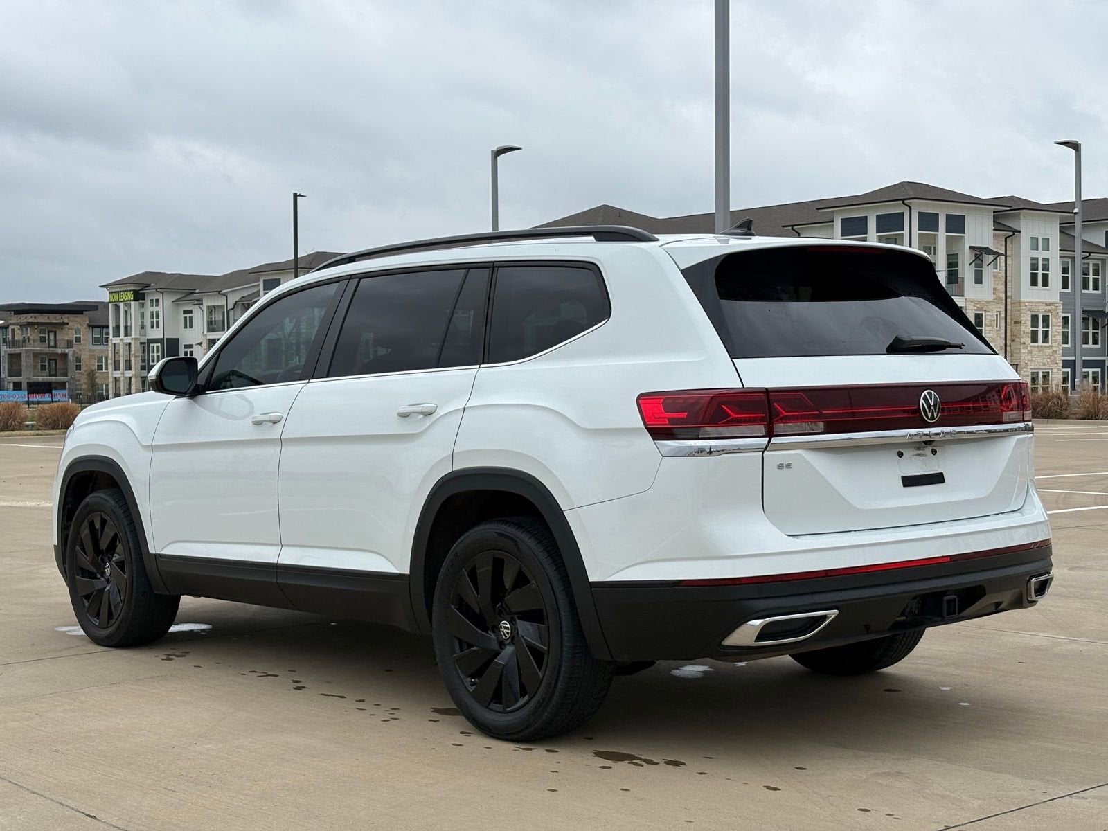 2024 Volkswagen Atlas 2.0T SE w/Technology
