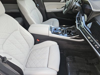 2027 BMW X7 xDrive40i