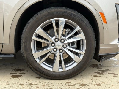 2023 Cadillac XT6 Premium Luxury