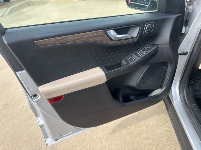 2020 Ford Escape Hybrid Titanium