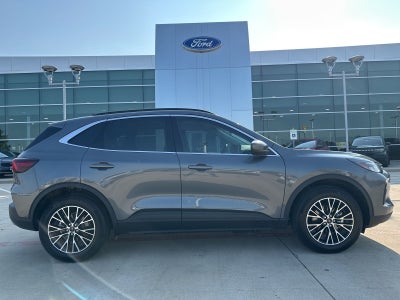 2025 Ford Escape Plug-In Hybrid Base