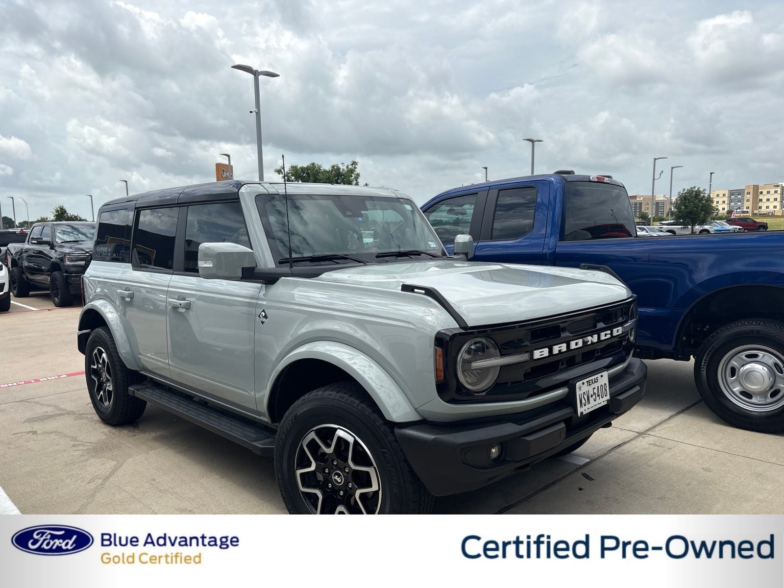 2024 Ford Bronco Outer Banks