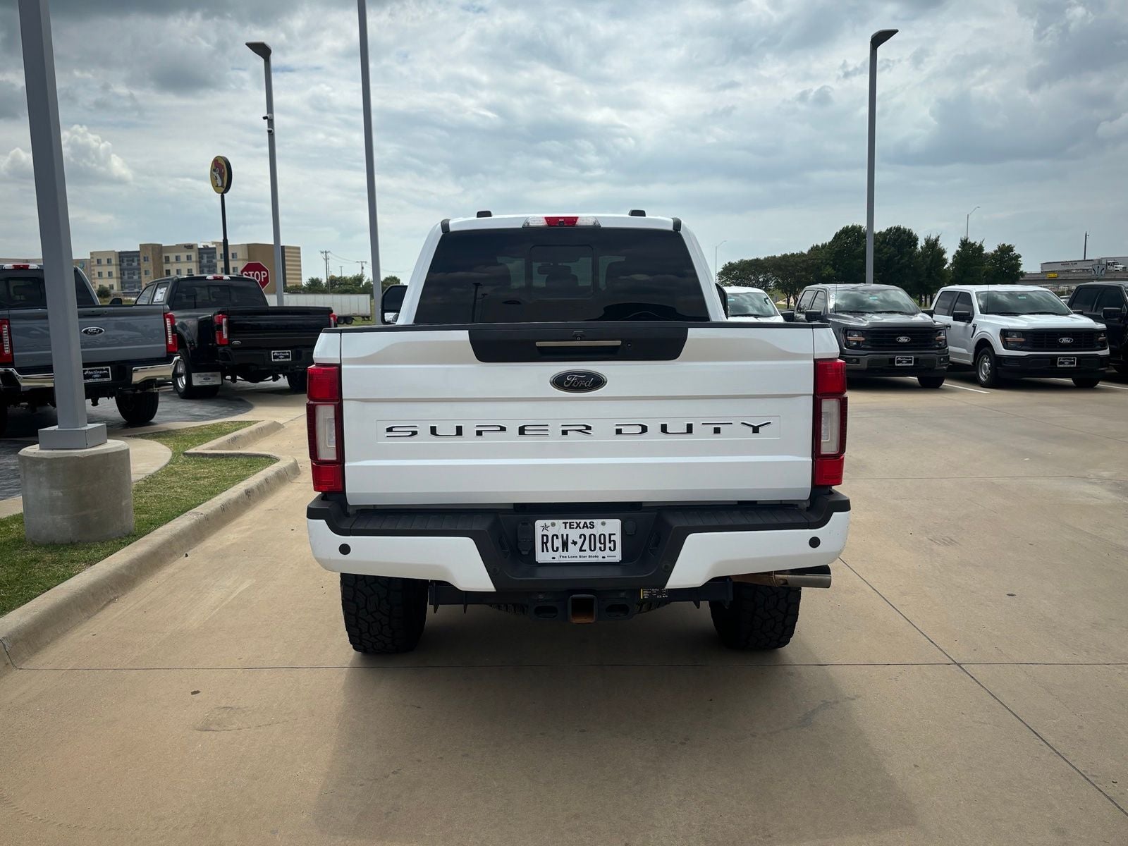 2022 Ford F-250SD Lariat