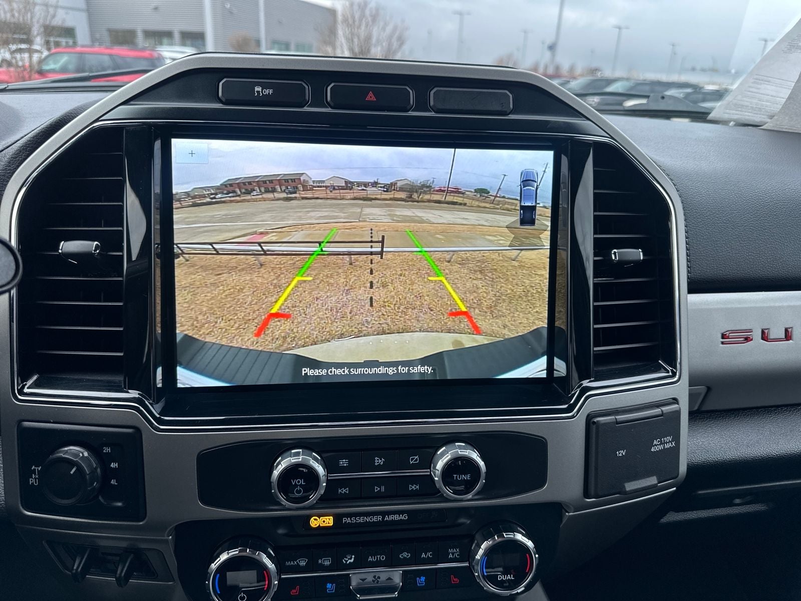 2022 Ford F-350SD Lariat