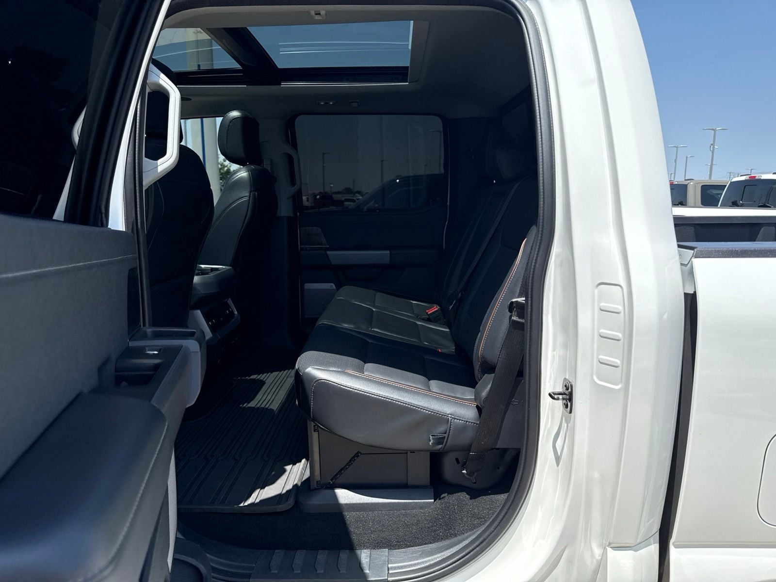 2025 Ford F-350SD Lariat DRW