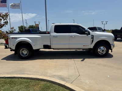 2025 Ford F-350SD Lariat DRW