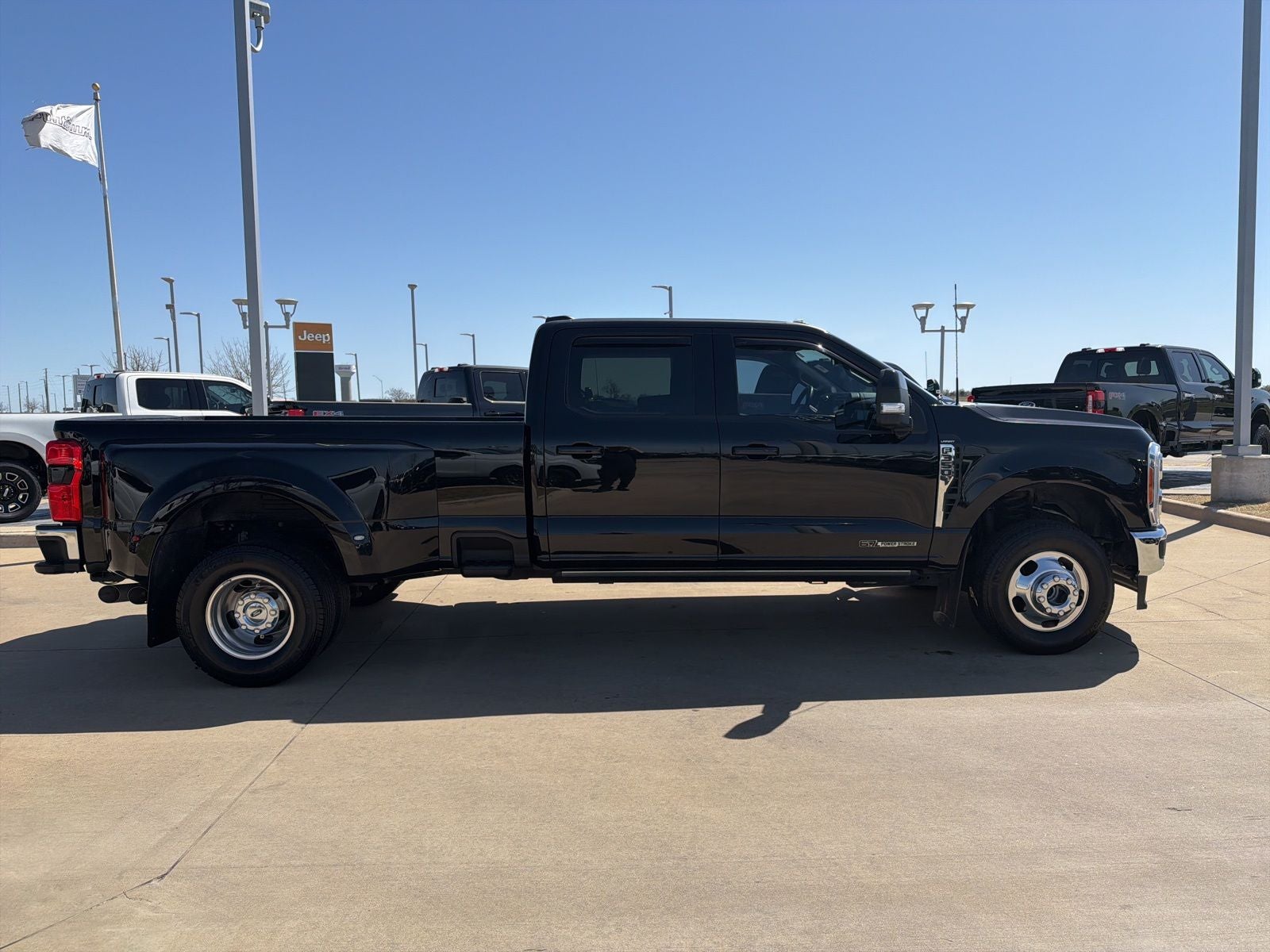 2023 Ford F-350SD Lariat DRW