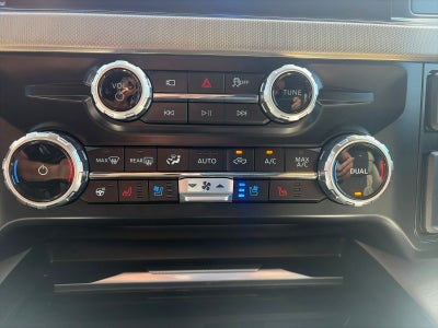 2026 Ford F-450SD Platinum DRW