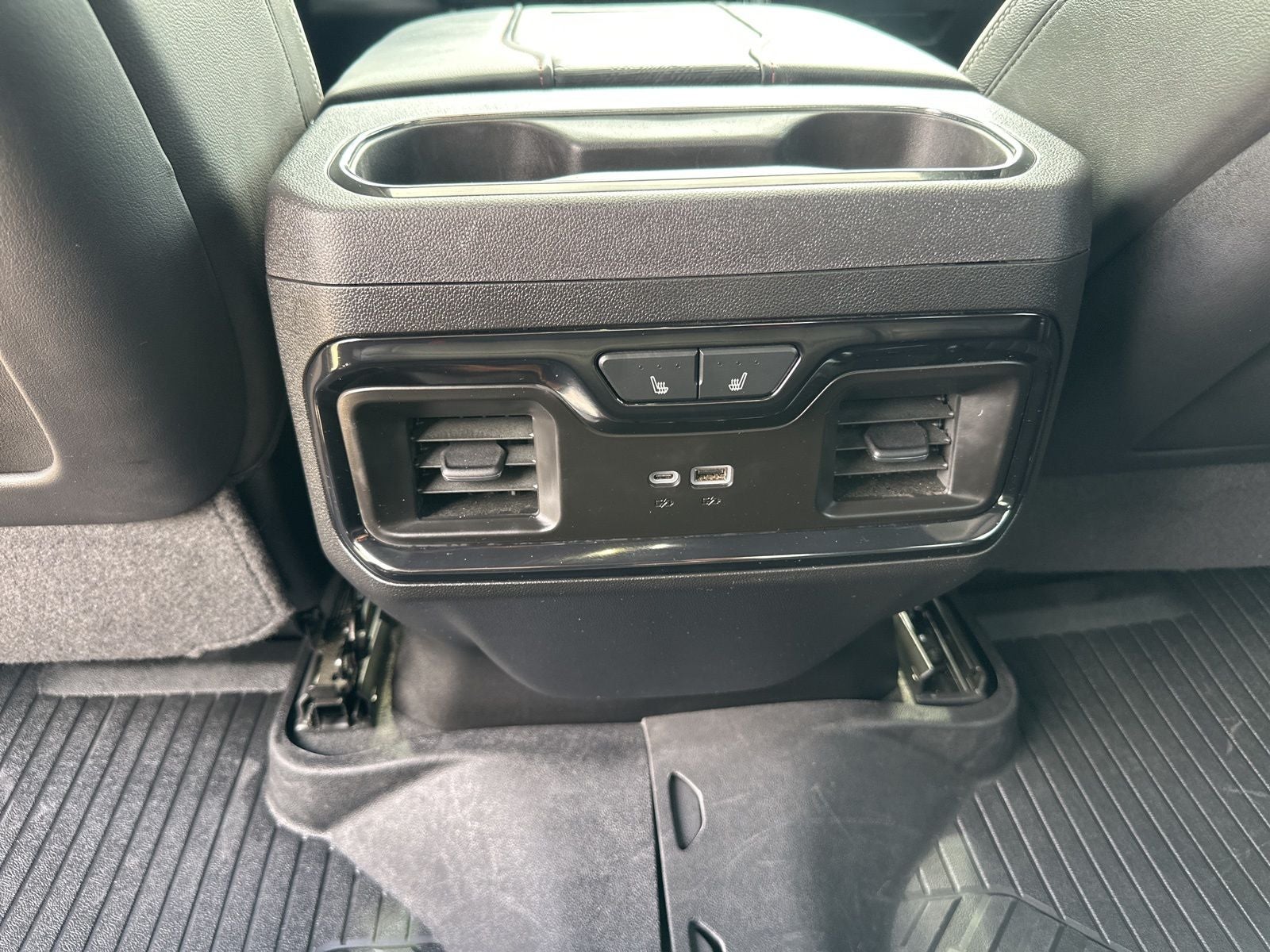 2024 GMC Sierra 2500HD AT4X AEV Edition