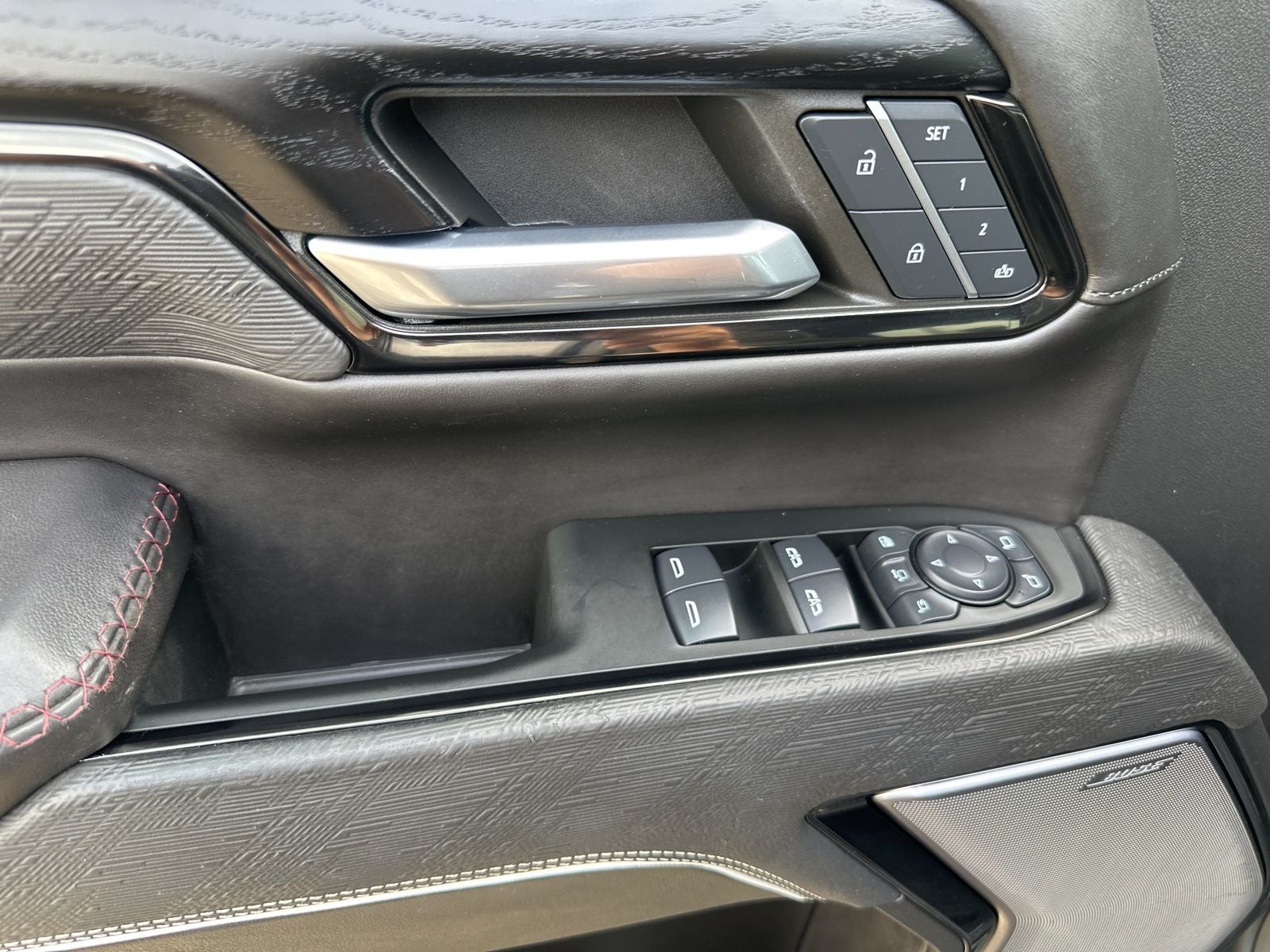 2024 GMC Sierra 2500HD AT4X AEV Edition