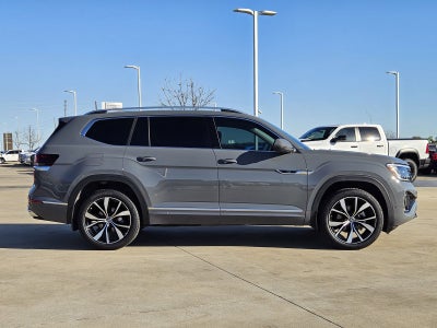 2025 Volkswagen Atlas 2.0T SEL Premium R-Line