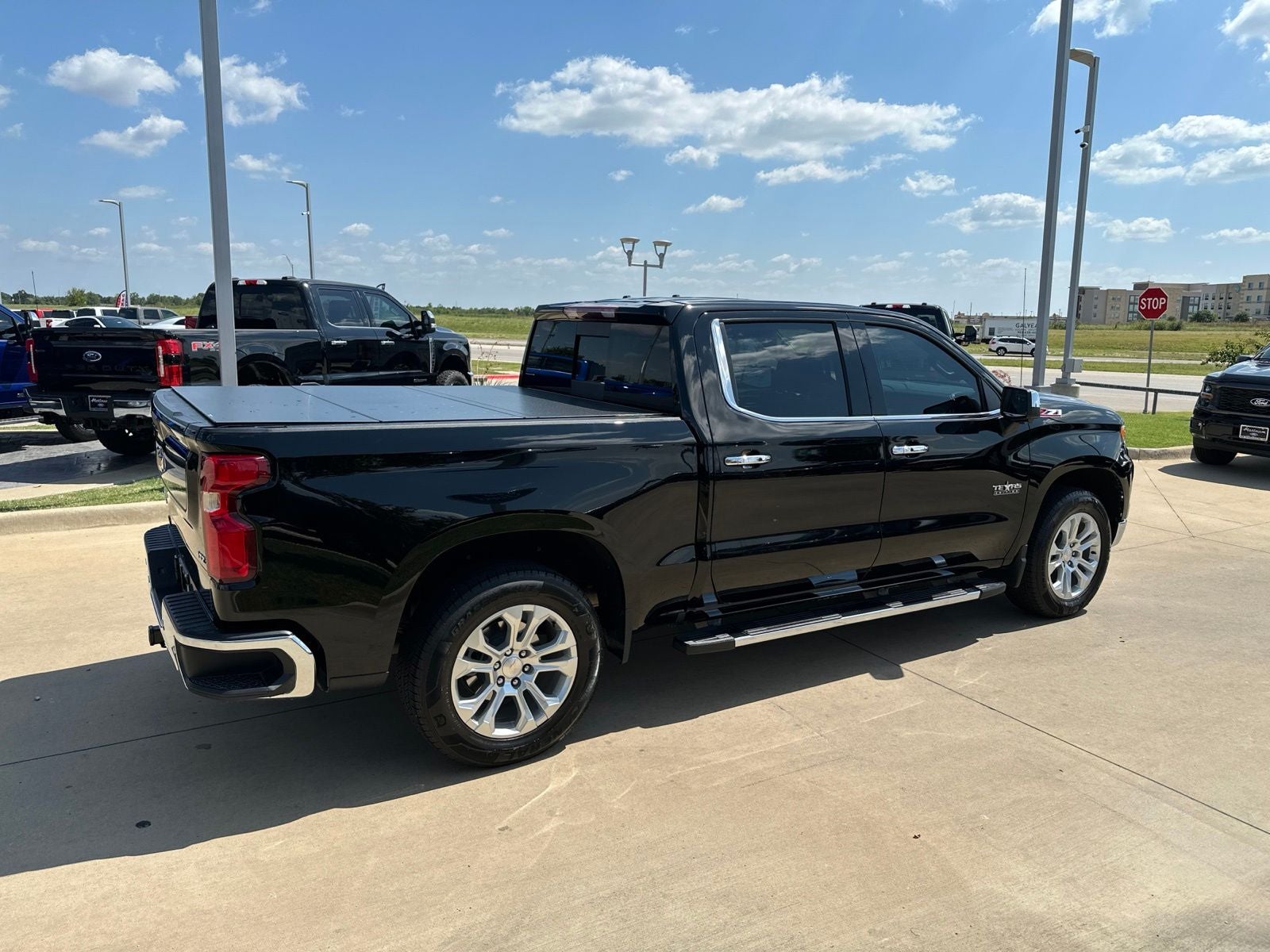 2023 Chevrolet Silverado 1500 LTZ