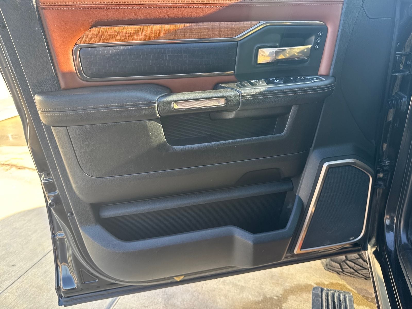 2020 RAM 3500 Laramie Longhorn