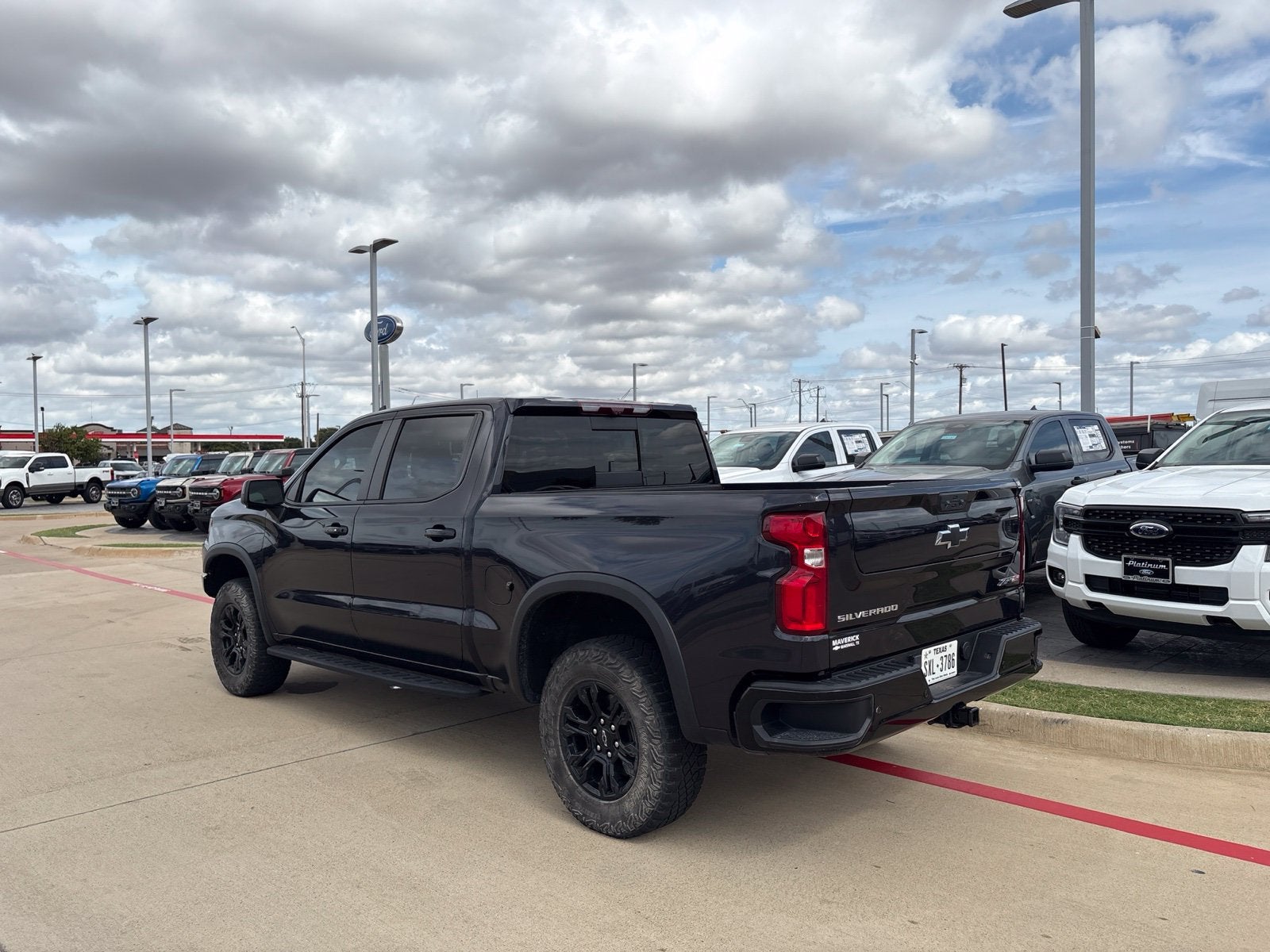 2023 Chevrolet Silverado 1500 ZR2