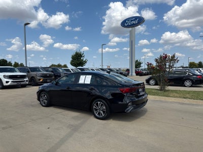 2023 Kia Forte LXS
